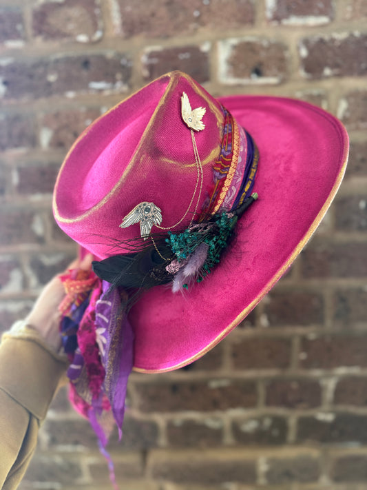 Hottie has a Hat (READY TO SHIP)
